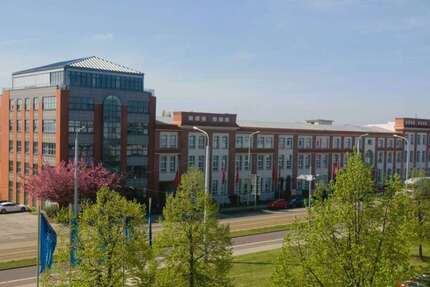 Büro in Halle 19.940 € 2492.36 m² zimmer