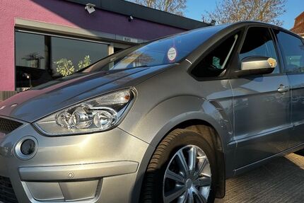 Ford S-Max 113.867 km 6.880 &euro; Kabelsketal OT Gröbers 06184