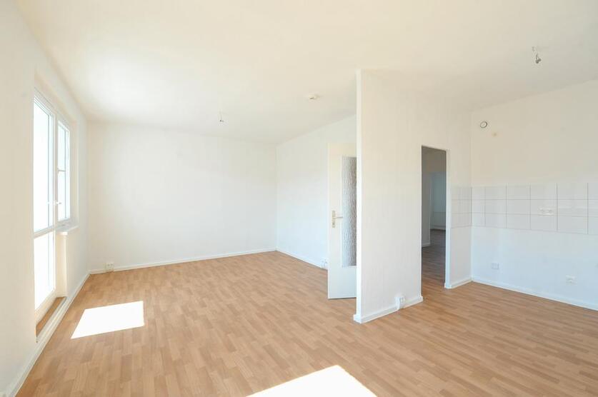 Wir sanieren für Sie - ab Februar verfügbar! zimmer