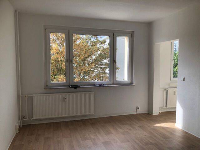 Etagenwohnung Halle (Saale) Südliche Neustadt - 2 Zimmer, 41 m&sup2;, 279&euro; | Angebot:26826626