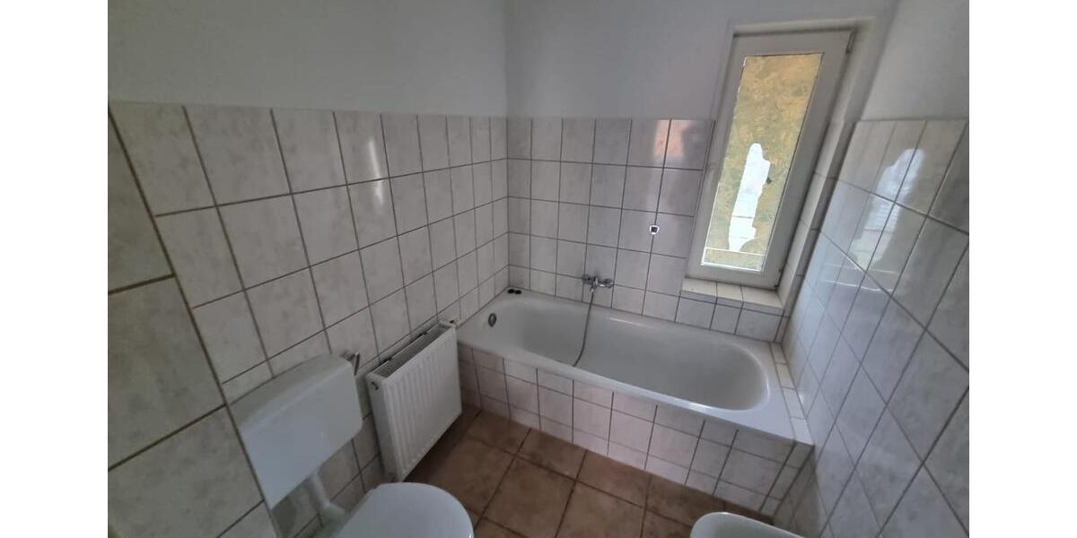 Etagenwohnung Köthen (Anhalt) - 4 Zimmer, 84 m&sup2;, 505&euro; | Angebot:26455890