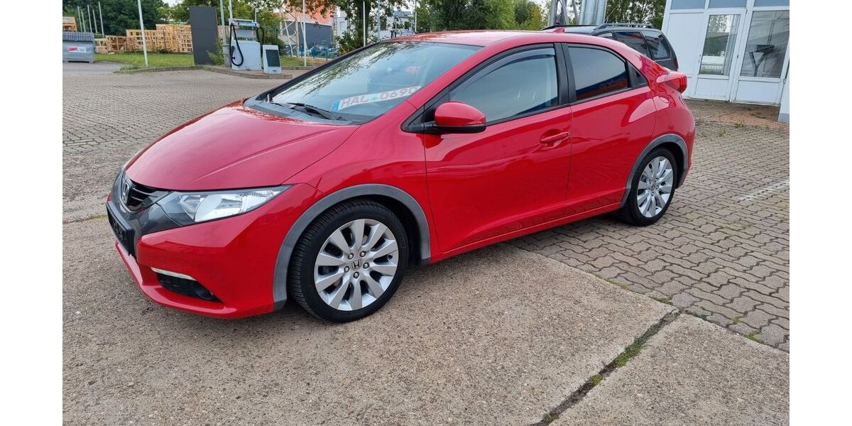 Honda Civic 148.000 km 8.800 &euro; Halle/S. 06132