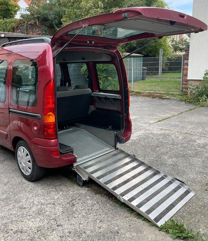 Renault Kangoo 71.476 km 7.599 € Leipzig 04356