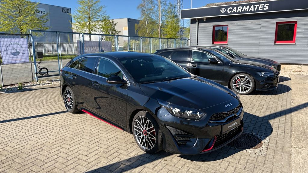 Kia pro ceed / ProCeed 49.282 km 25.490 &euro; Halle (Saale) 06116