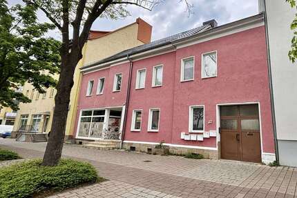 Haus Merseburg - 16 Zimmer, 360 m&sup2;, 450.000&euro; | Angebot:26992621