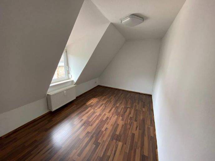 Etagenwohnung Könnern - 3 Zimmer, 69 m&sup2;, 345&euro; | Angebot:25666901