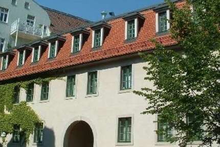 Büro in Halle 240 € 24.1 m² zimmer