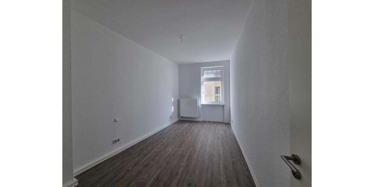 Etagenwohnung Halle (Saale) - 2 Zimmer, 70 m&sup2;, 575&euro; | Angebot:25454043