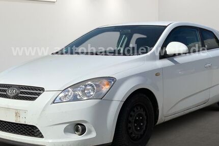 Kia ceed / Ceed 149.632 km 1.999 &euro; Brehna 06796
