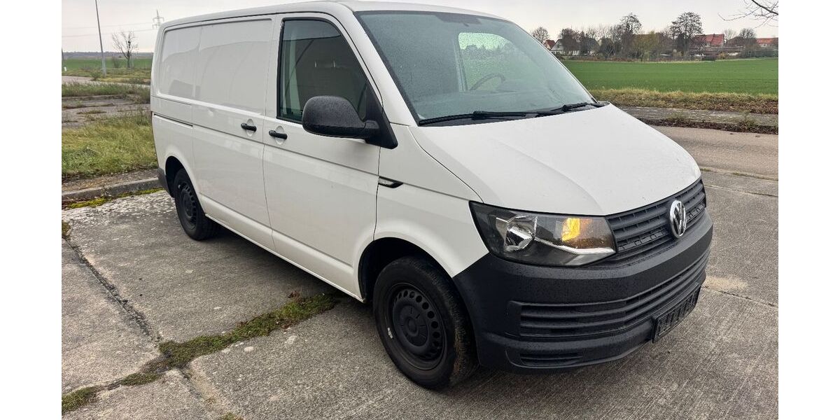 VW T6 Transporter 452.500 km 8.600 &euro; Halle 06120