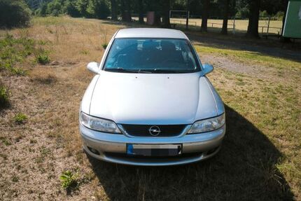 Opel Vectra 96.134 km 1.800 &euro; Lutherstadt Eisleben 06295