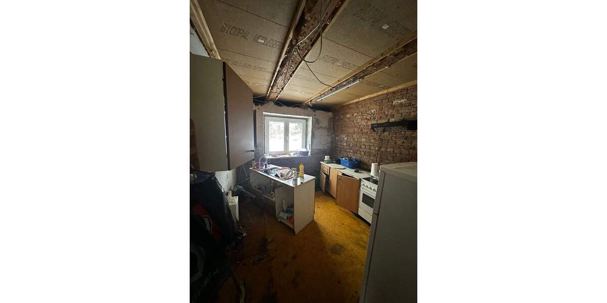 Einfamilienhaus Bad Dürrenberg Oebles-Schlechtewitz - 5 Zimmer, 110 m&sup2;, 30.000&euro; | Angebot:25771900