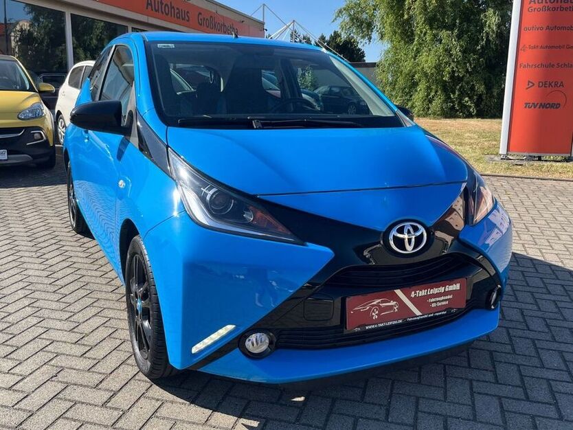 Aygo (X)
