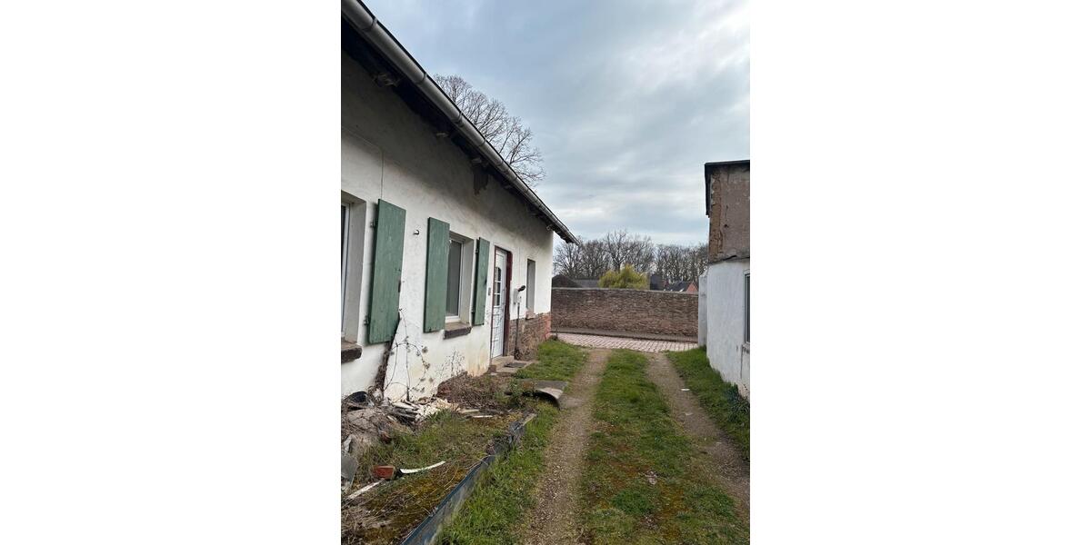 Mehrfamilienhaus, Wohnhaus Wettin-Löbejün Löbejün - 6 Zimmer, 550 m&sup2;, 69.999&euro; | Angebot:26929637