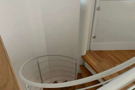 Wohnung Halle/Saale Saale - 5 Zimmer, 128 m&sup2;, 1.570&euro; | Angebot:27219512