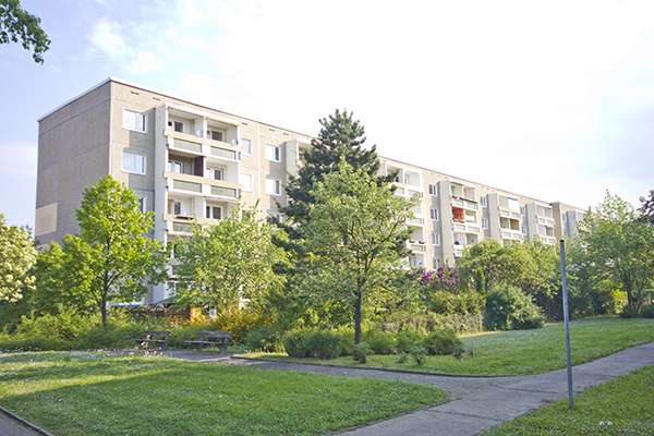 Wohnung zum Mieten in Halle (Saale) 282 € 56.23 m²