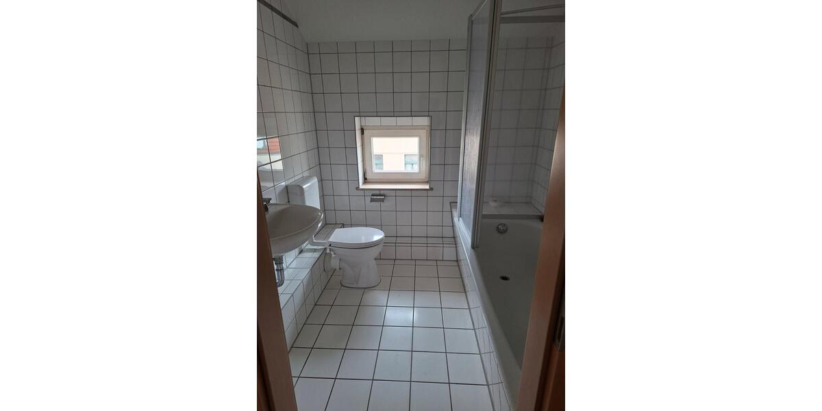 Maisonettenwohnung Halle (Saale) Damaschkestraße - 4 Zimmer, 119 m&sup2;, 1.120&euro; | Angebot:26562993