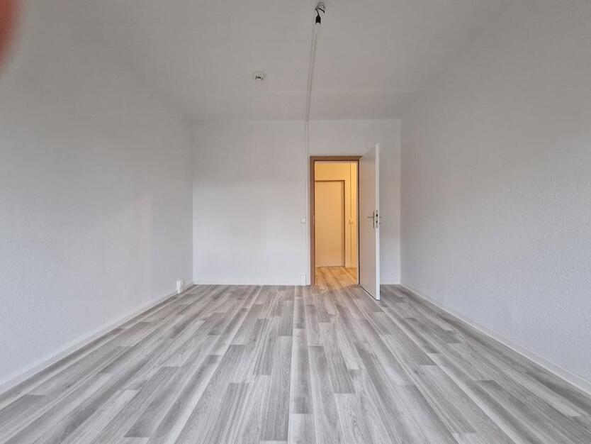 Ihr neues Zuhause entsteht: Renovierung in Kürze abgeschlossen! zimmer