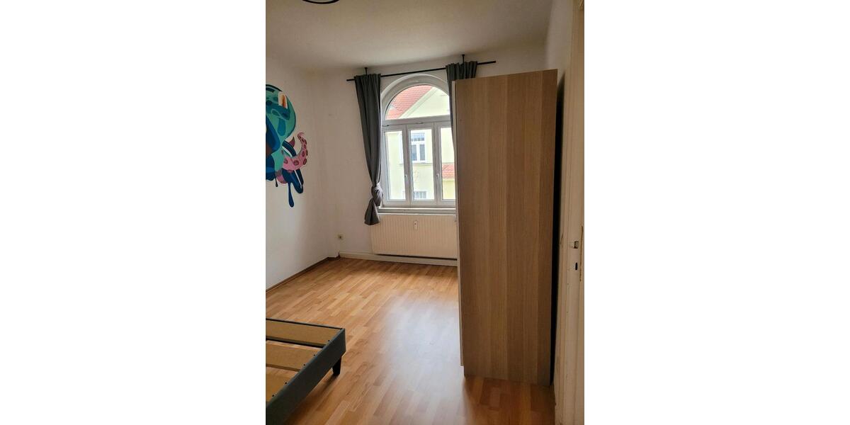 Dachgeschoßwohnung Halle (Saale) Am Wasserturm/Thaerviertel - 3 Zimmer, 98 m&sup2;, 883&euro; | Angebot:26564624