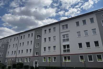 Wohnung Merseburg - 4 Zimmer, 108 m&sup2;, 705&euro; | Angebot:26495612