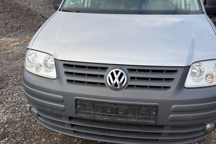 VW Caddy 257.000 km 3.499 &euro; Halle 06132