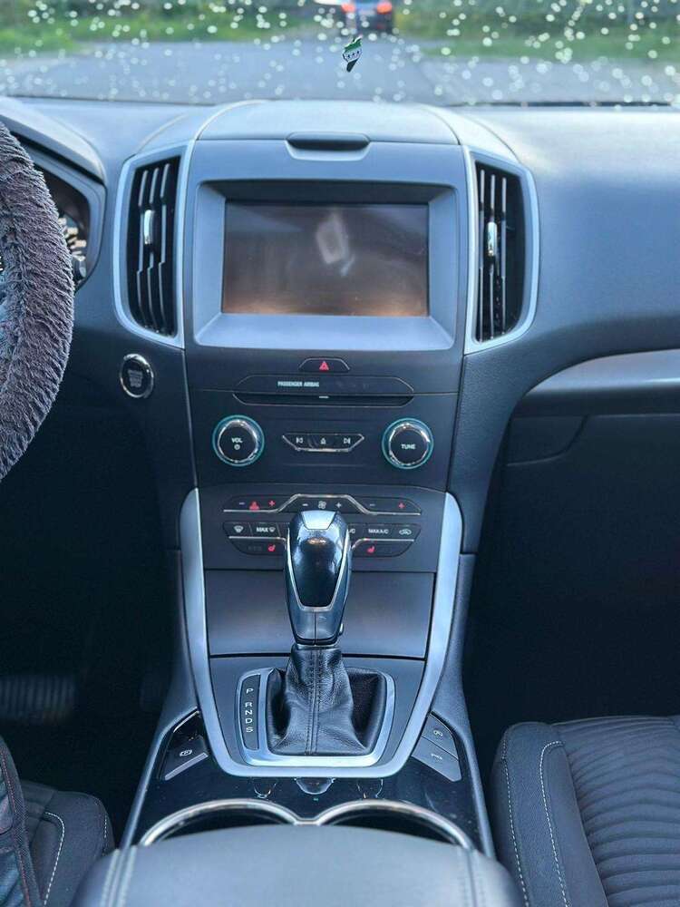 S-Max