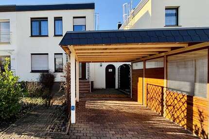 Haus zum Kaufen in Halle 210.000 € 100 m² 4 zimmer