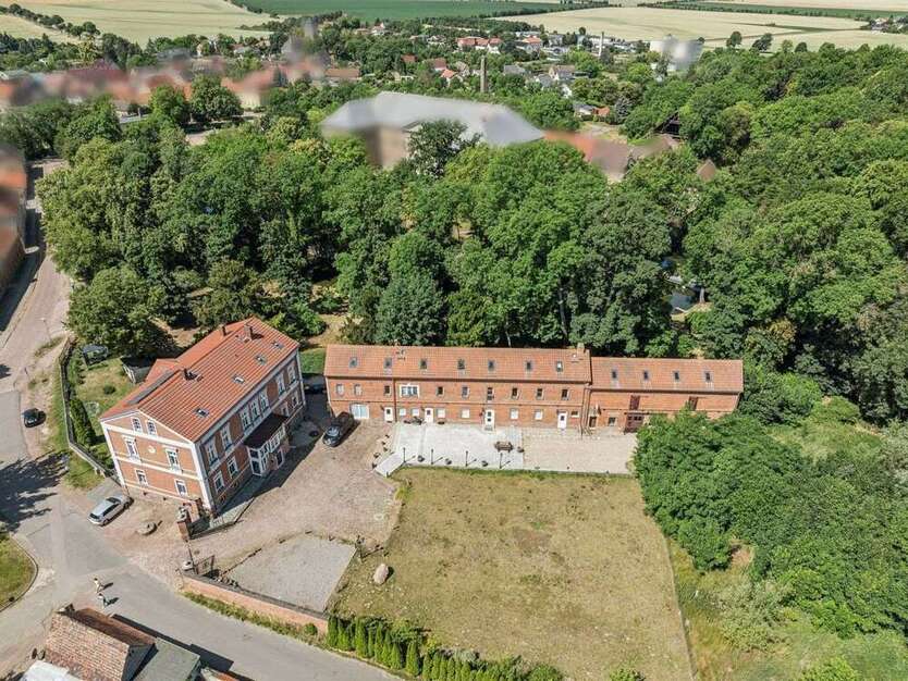 Haus zum Kaufen in Petersberg 798.000 € 798.85 m²