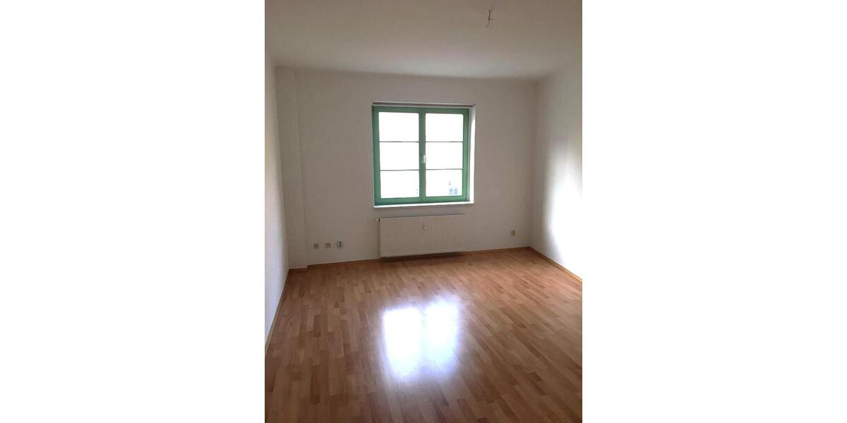 Hochparterre Halle (Saale) Damaschkestraße - 3 Zimmer, 73 m&sup2;, 510&euro; | Angebot:24429595