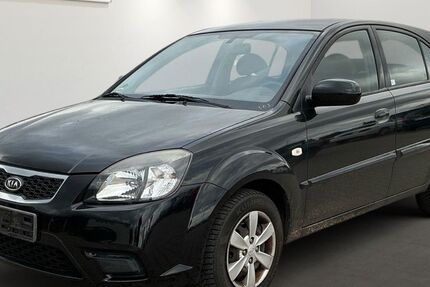 Kia Rio 107.134 km 2.299 € Brehna 06796