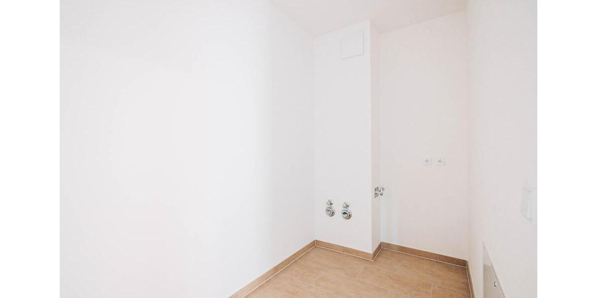 Etagenwohnung Halle (Saale) Damaschkestraße - 4 Zimmer, 113 m&sup2;, 1.610&euro; | Angebot:26562990