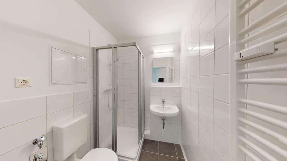 Wohnung zum Mieten in Halle 400 € 48.6 m²