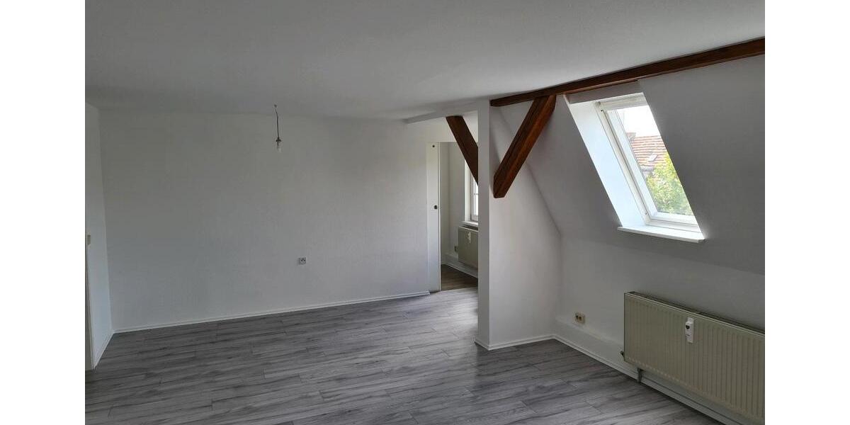 Dachgeschoßwohnung Köthen (Anhalt) - 3 Zimmer, 66 m&sup2;, 540&euro; | Angebot:25894828