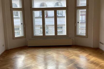 Hier lässt es sich aushalten: günstig geschnittene Wohnung - provisionsfrei zimmer