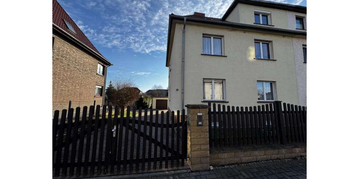 Einfamilienhaus Bitterfeld-Wolfen Wolfen - 8 Zimmer, 167 m&sup2;, 225.000&euro; | Angebot:26830835