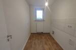 Etagenwohnung Merseburg Kötzschen - 4 Zimmer, 83 m&sup2;, 525&euro; | Angebot:26763550