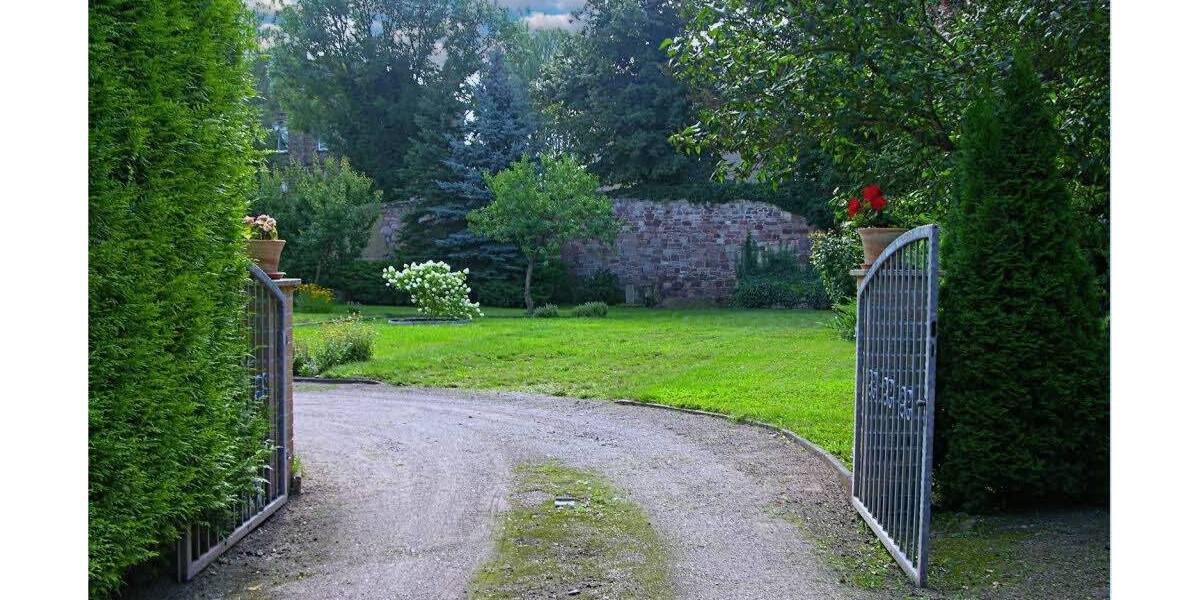 Mehrfamilienhaus, Wohnhaus Wettin-Löbejün Rothenburg - 1 Zimmer, 277 m&sup2;, 240.000&euro; | Angebot:23985865