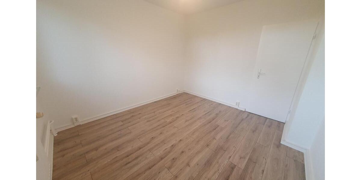 Etagenwohnung Halle (Saale) Halle-Neustadt - 3 Zimmer, 56 m&sup2;, 417&euro; | Angebot:26680668