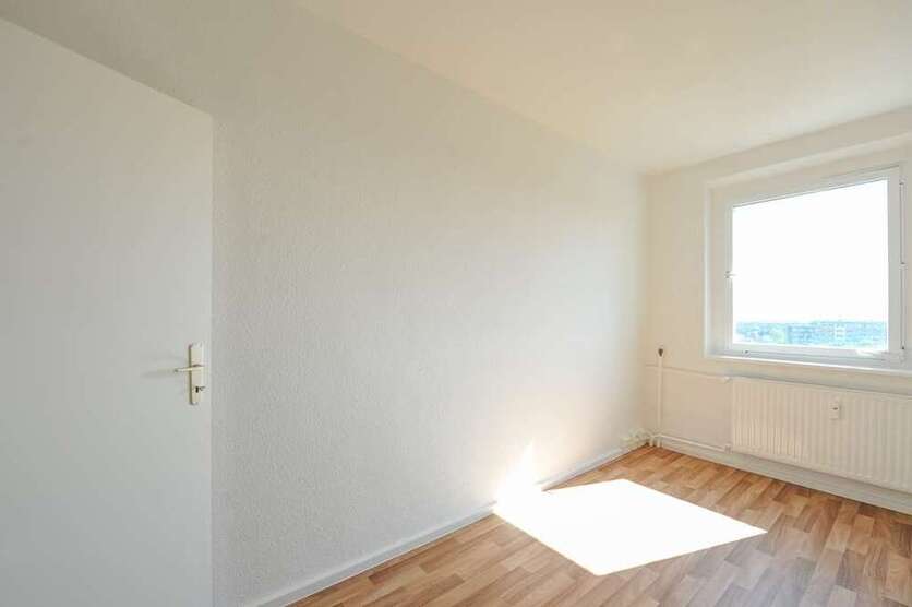 Wohnung zum Mieten in Halle 408 € 70.38 m²
