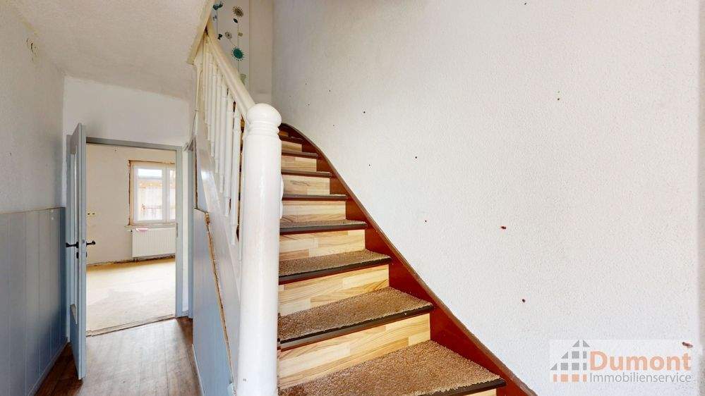 Reihenmittelhaus Leuna - 5 Zimmer, 100 m&sup2;, 94.000&euro; | Angebot:24435380