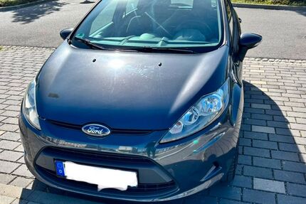 Ford Fiesta 177.000 km 2.500 &euro; Merseburg 06217
