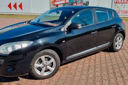 Renault Megane 62.000 km 5.500 &euro; Halle/S. 06132