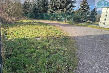 Grundstück Bitterfeld-Wolfen Holzweißig - 39.900&euro; | Angebot:25727896