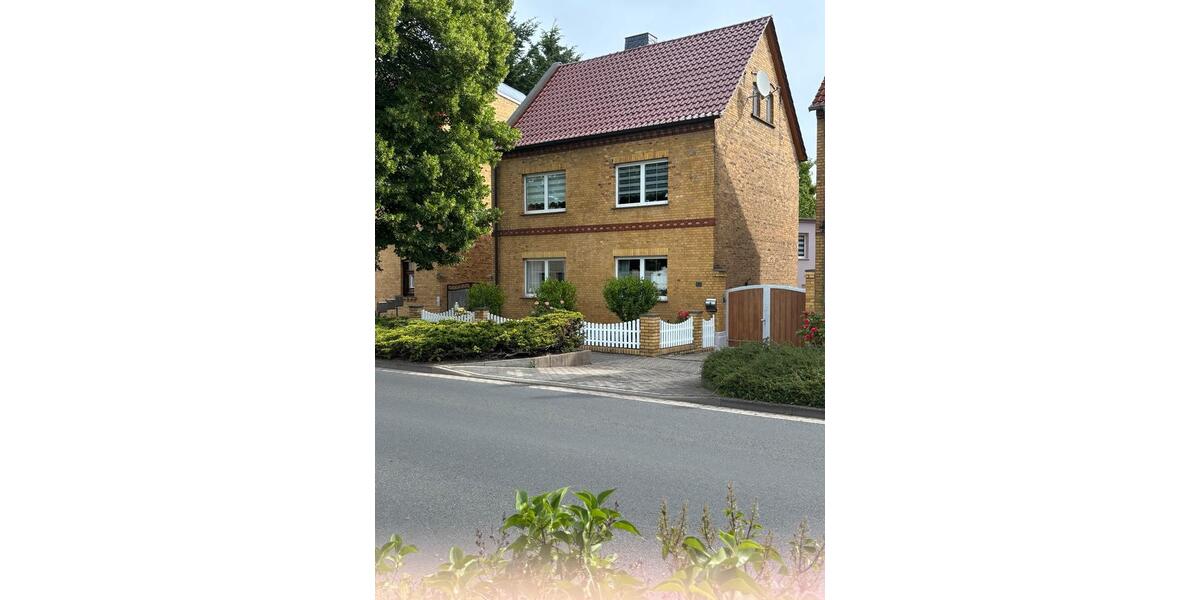 Einfamilienhaus Bitterfeld-Wolfen Bitterfeld - 5 Zimmer, 143 m&sup2;, 349.000&euro; | Angebot:26837397