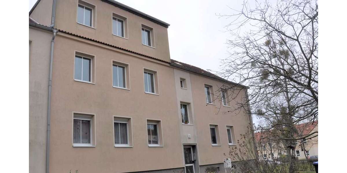 Etagenwohnung Bitterfeld-Wolfen Wolfen - 3 Zimmer, 65 m&sup2;, 405&euro; | Angebot:25398753