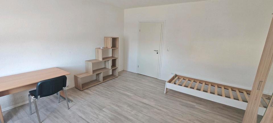 Etagenwohnung Köthen (Anhalt) - 1 Zimmer, 20 m&sup2;, 300&euro; | Angebot:19597164