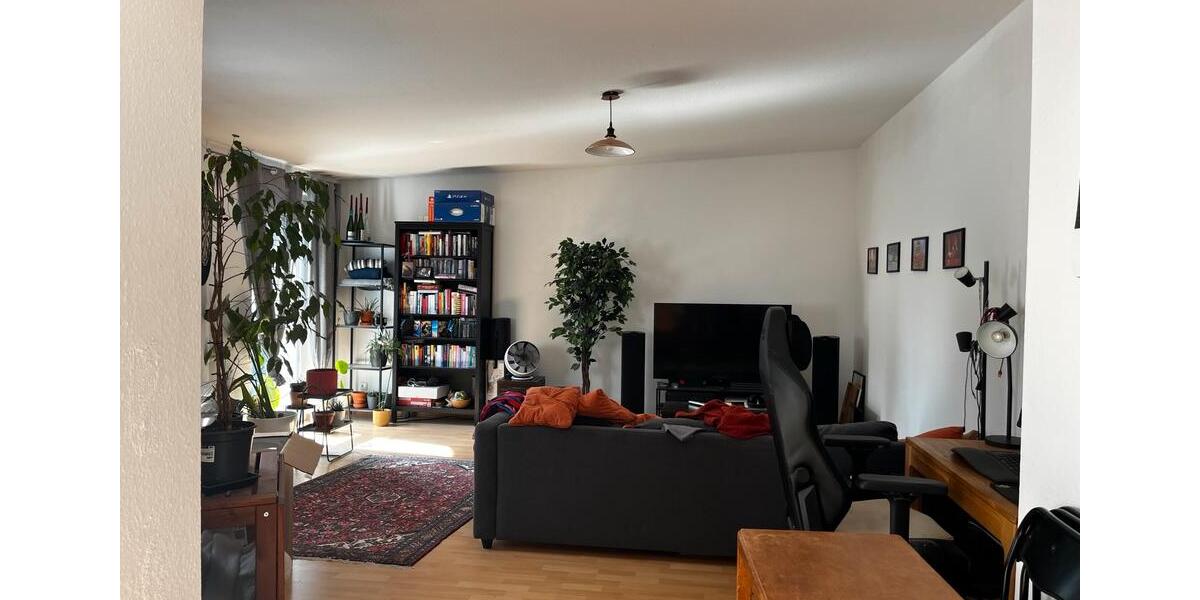 Dachgeschoßwohnung Halle (Saale) Am Wasserturm/Thaerviertel - 2.5 Zimmer, 96 m&sup2;, 750&euro; | Angebot:27627871