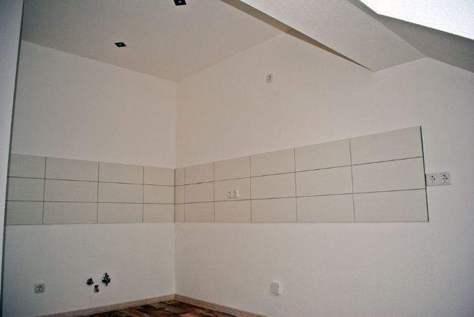 Etagenwohnung Schkopau Korbetha - 3 Zimmer, 100 m&sup2;, 760&euro; | Angebot:25837926