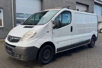 Opel Vivaro 236.000 km 3.690 &euro; Halle (Saale) 06112