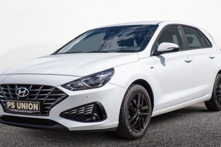 Hyundai i30 27.535 km 15.990 &euro; Halle 06122